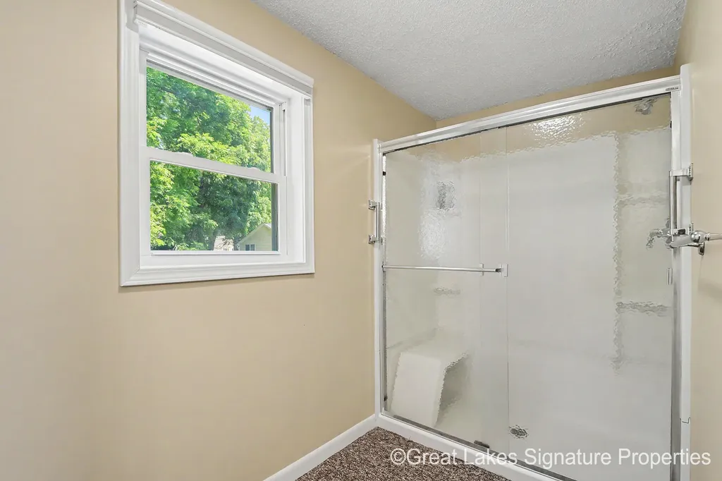618 E Benton Street Greenville City MI 48838