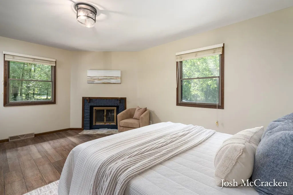 8770 Jewell NE Algoma Township MI 49321