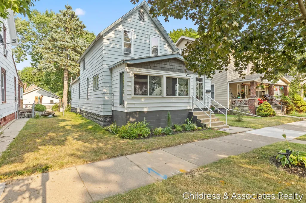 1108 Widdicomb Avenue NW Grand Rapids City MI 49504