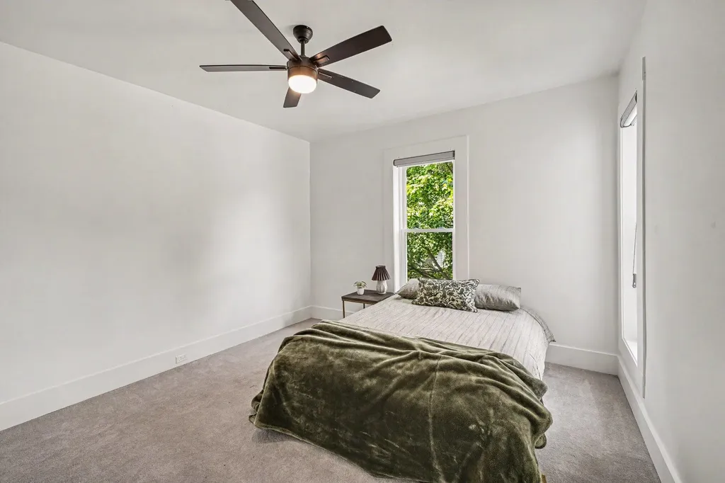 614 Fairview Avenue NE Grand Rapids City MI 49503