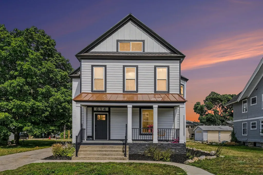 614 Fairview Avenue NE Grand Rapids City MI 49503