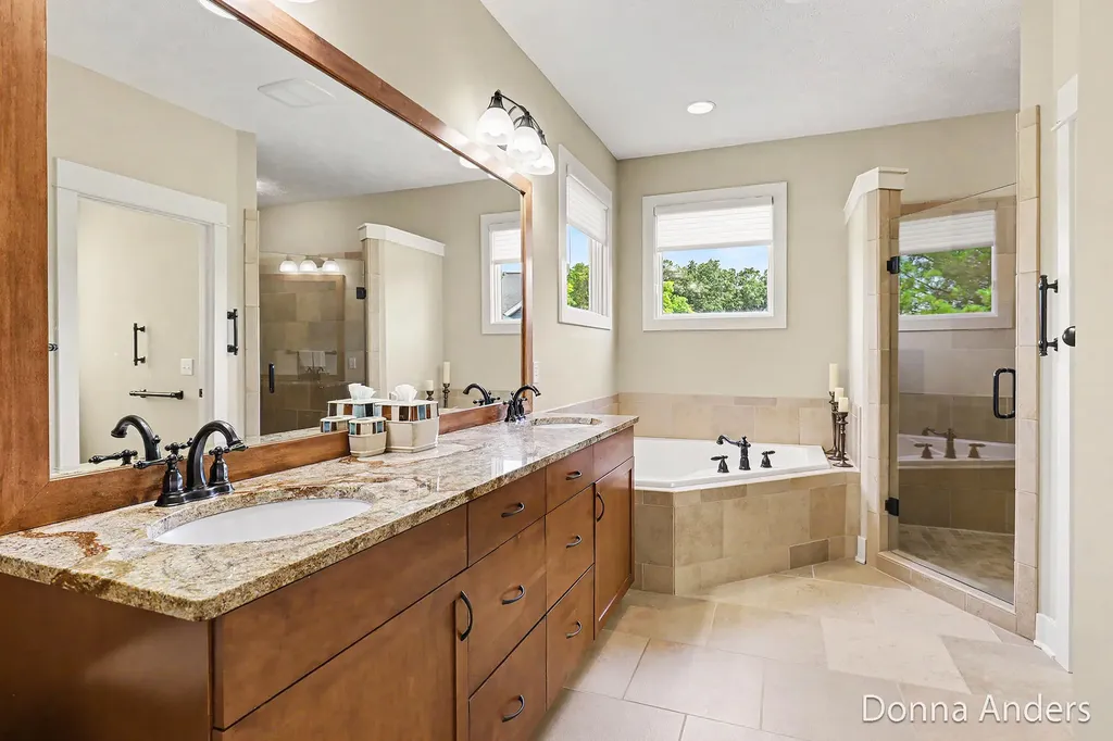 6239 Boulder Ridge Drive NE Plainfield Charter Township MI 49306