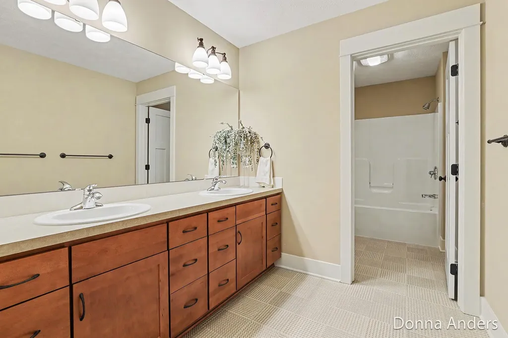 6239 Boulder Ridge Drive NE Plainfield Charter Township MI 49306