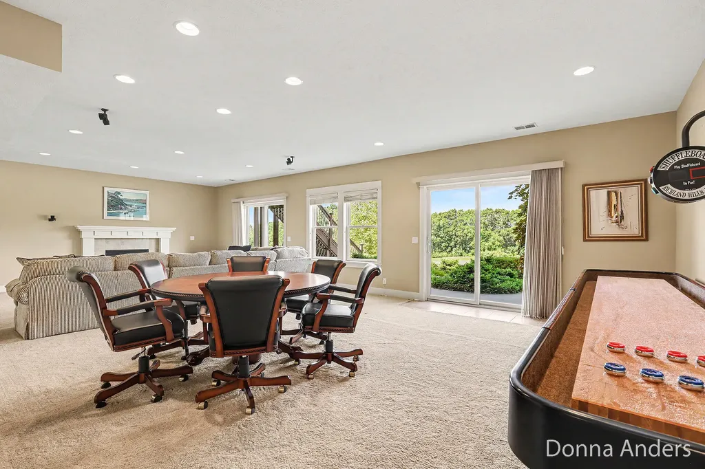 6239 Boulder Ridge Drive NE Plainfield Charter Township MI 49306