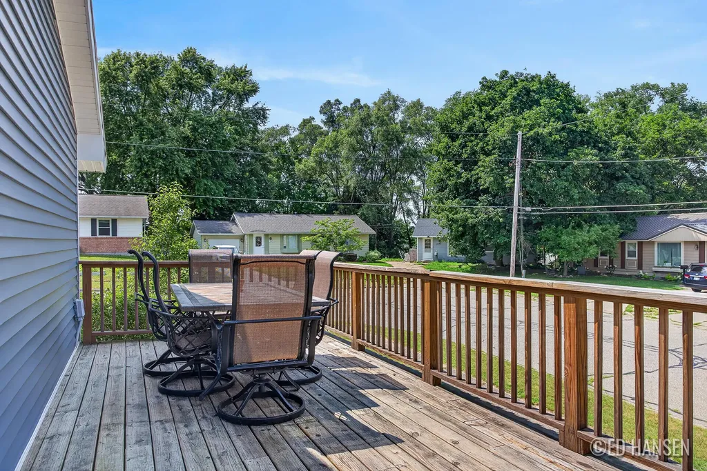 138 Lincoln Court Rockford City MI 49341