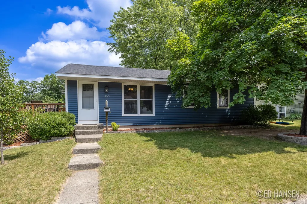 138 Lincoln Court Rockford City MI 49341