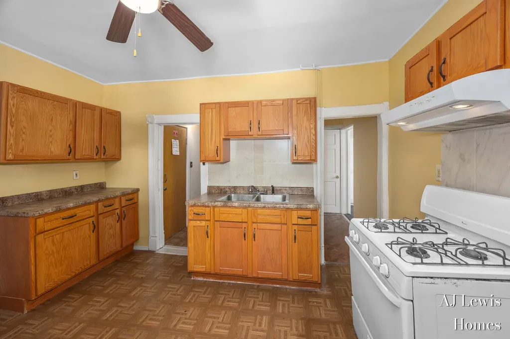 510 La Grave Avenue SE Grand Rapids City MI 49503