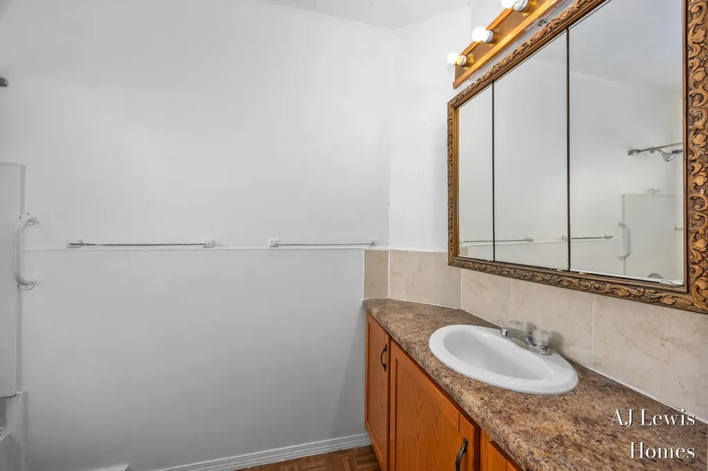 510 La Grave Avenue SE Grand Rapids City MI 49503
