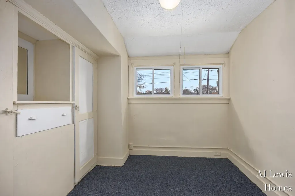 510 La Grave Avenue SE Grand Rapids City MI 49503