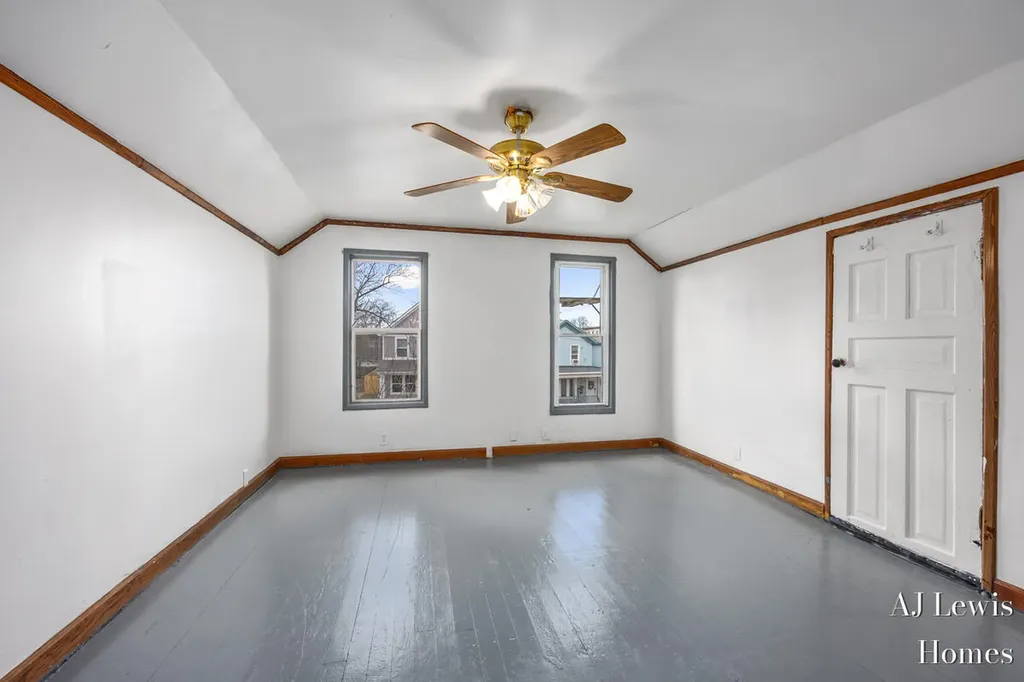 510 La Grave Avenue SE Grand Rapids City MI 49503