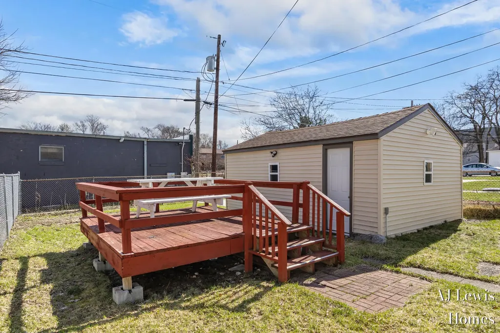 510 La Grave Avenue SE Grand Rapids City MI 49503