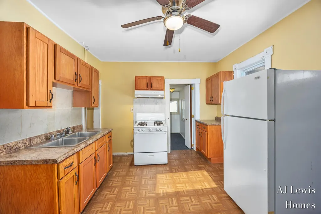510 La Grave Avenue SE Grand Rapids City MI 49503