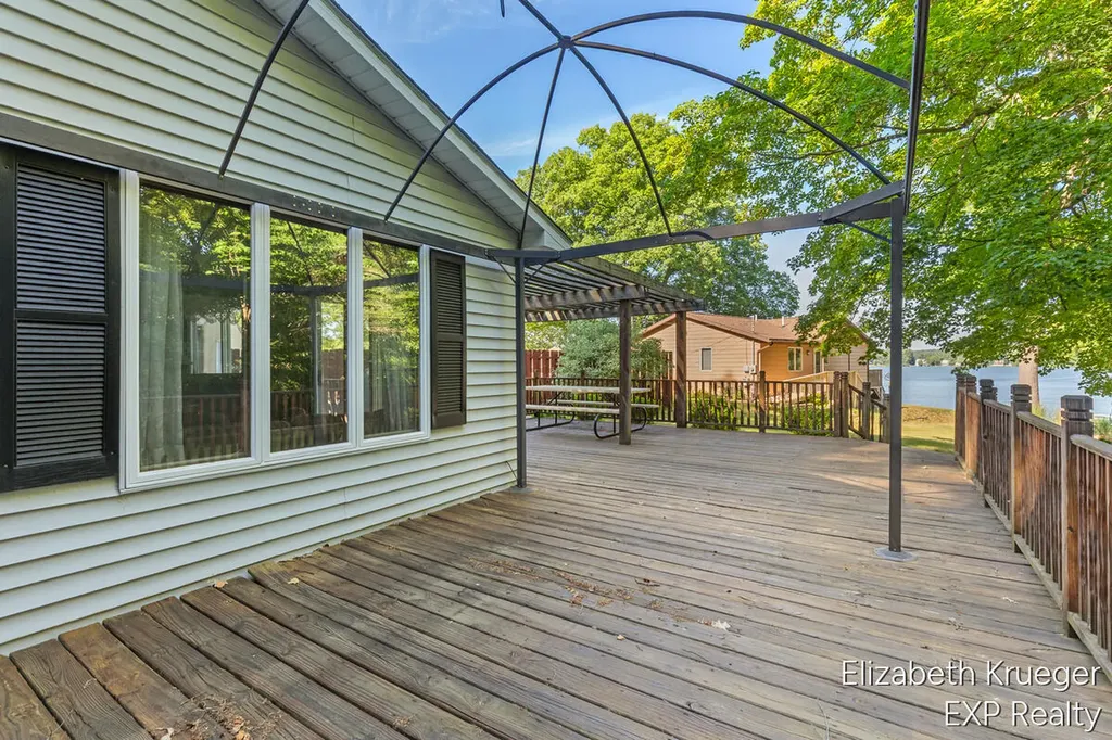 5594 Maple Street Garfield Township MI 49337