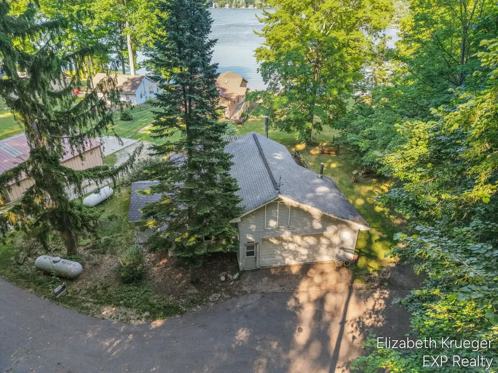 5594 Maple Street Garfield Township MI 49337