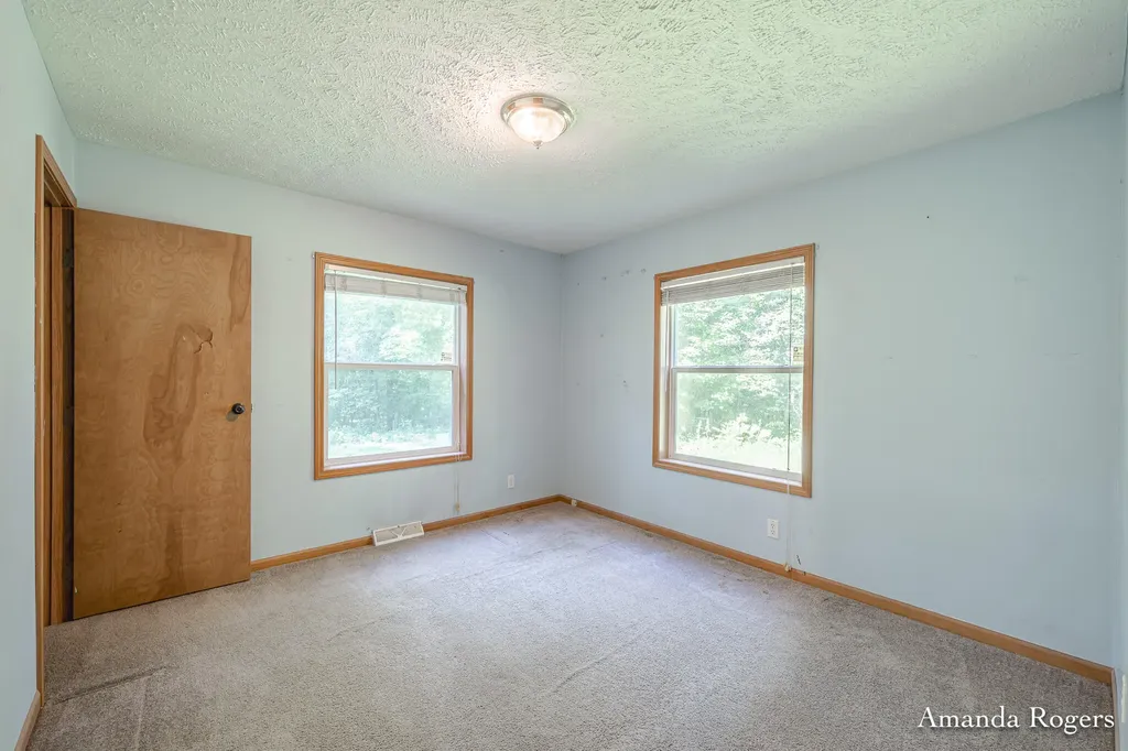 650 Parnell Avenue SE Vergennes Township MI 49331