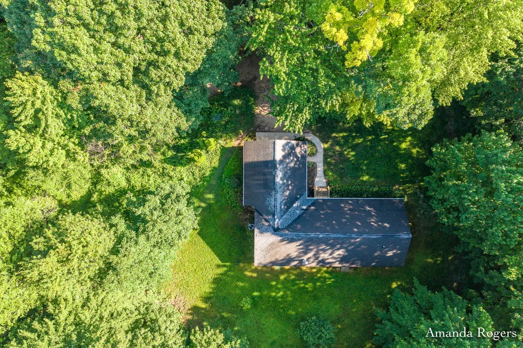 650 Parnell Avenue SE Vergennes Township MI 49331