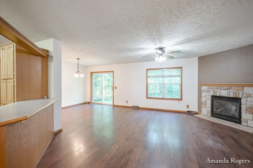 650 Parnell Avenue SE Vergennes Township MI 49331