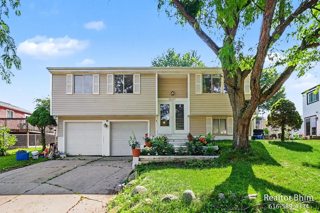 6007 Rockingham Drive Eaton Township MI 48911