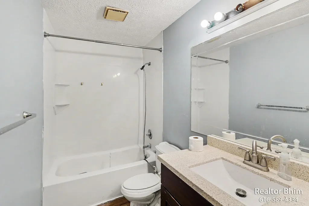 6007 Rockingham Drive Eaton Township MI 48911