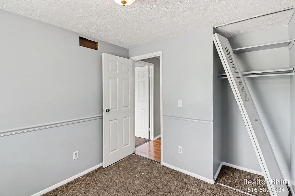 6007 Rockingham Drive Eaton Township MI 48911