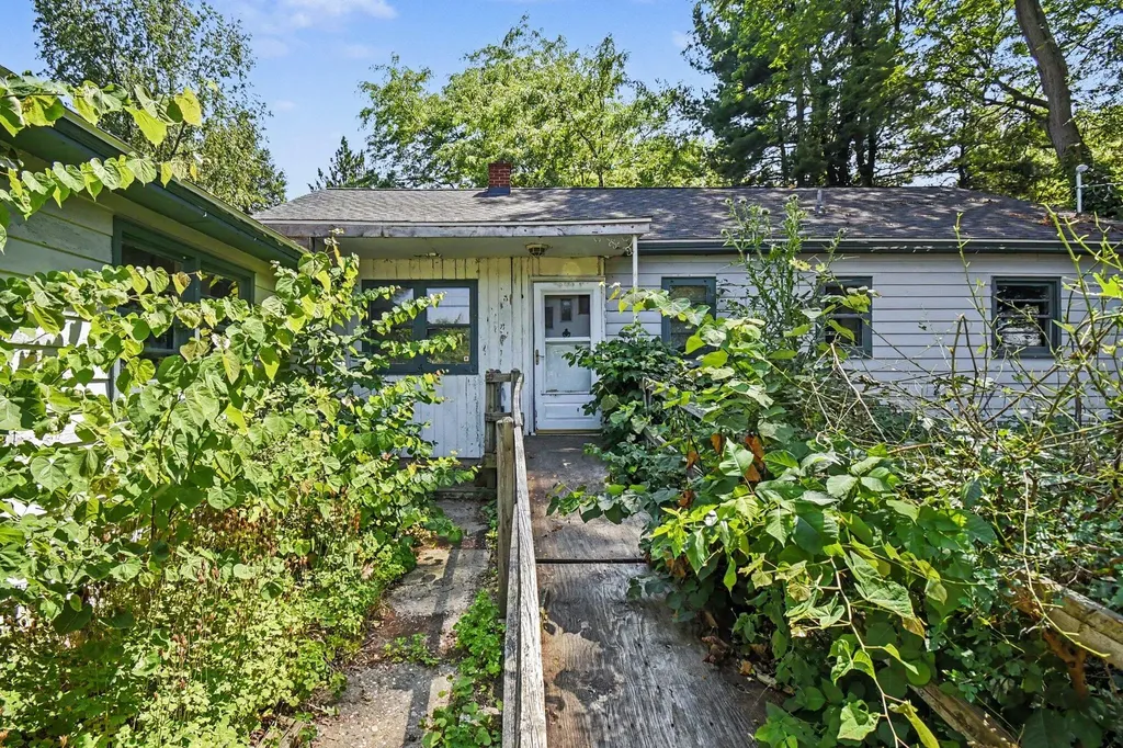 6510 84th Street SE Caledonia Township MI 49316