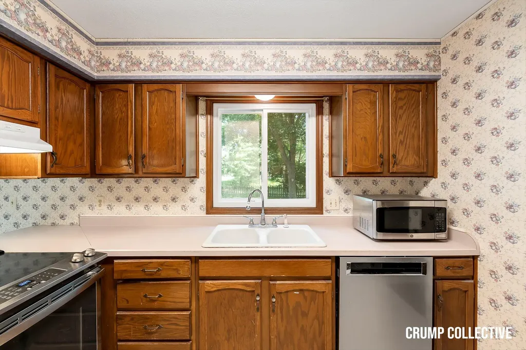 2388 Quincy Avenue Portage City MI 49024