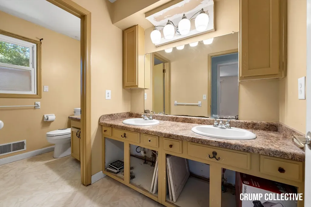 2388 Quincy Avenue Portage City MI 49024