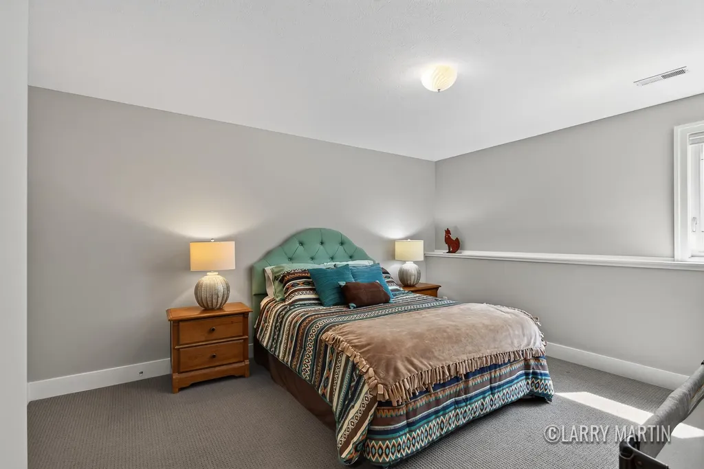 5982 Canal Avenue SW Wyoming City MI 49418