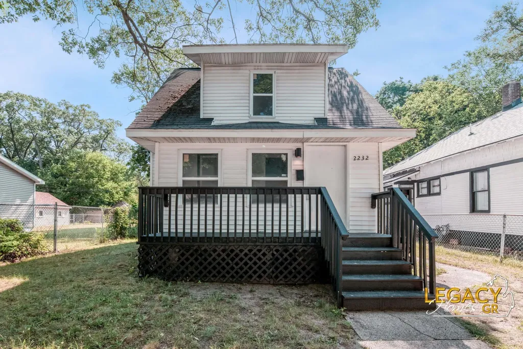 2232 5th Street Muskegon Heights City MI 49444