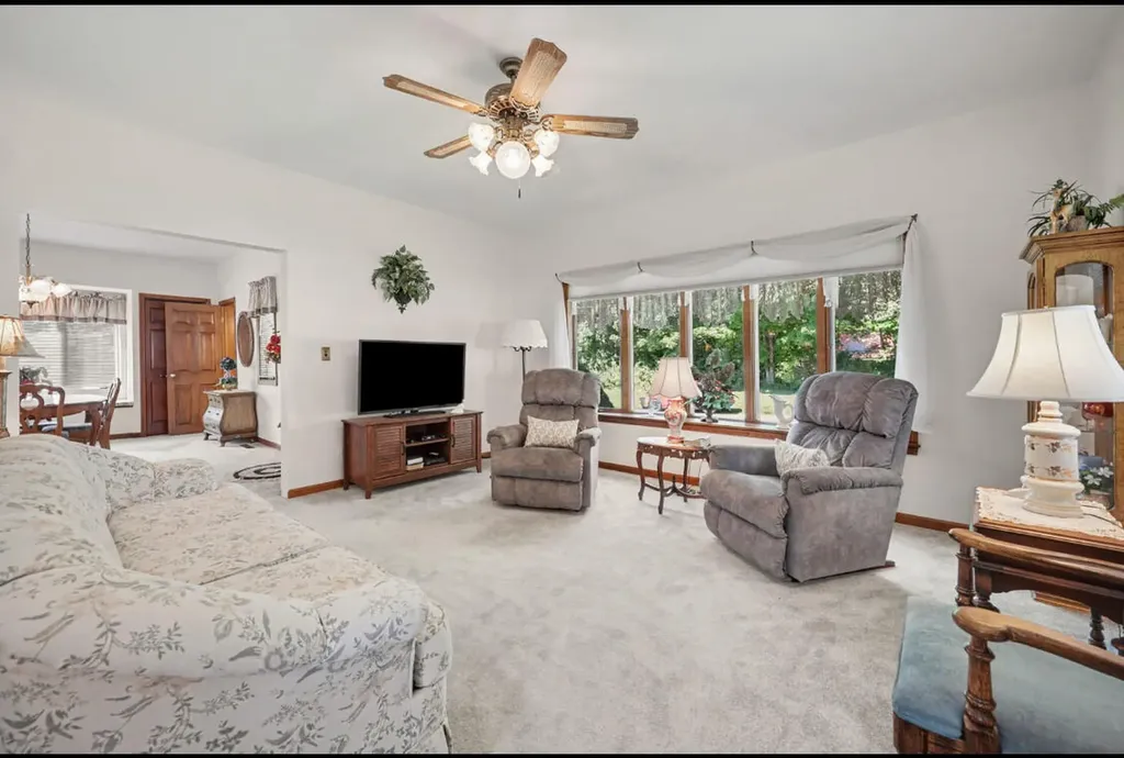 402 Smith Street Evergreen Township MI 48884