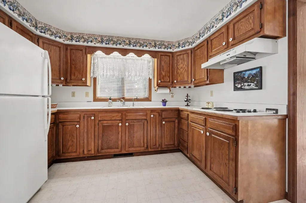 402 Smith Street Evergreen Township MI 48884