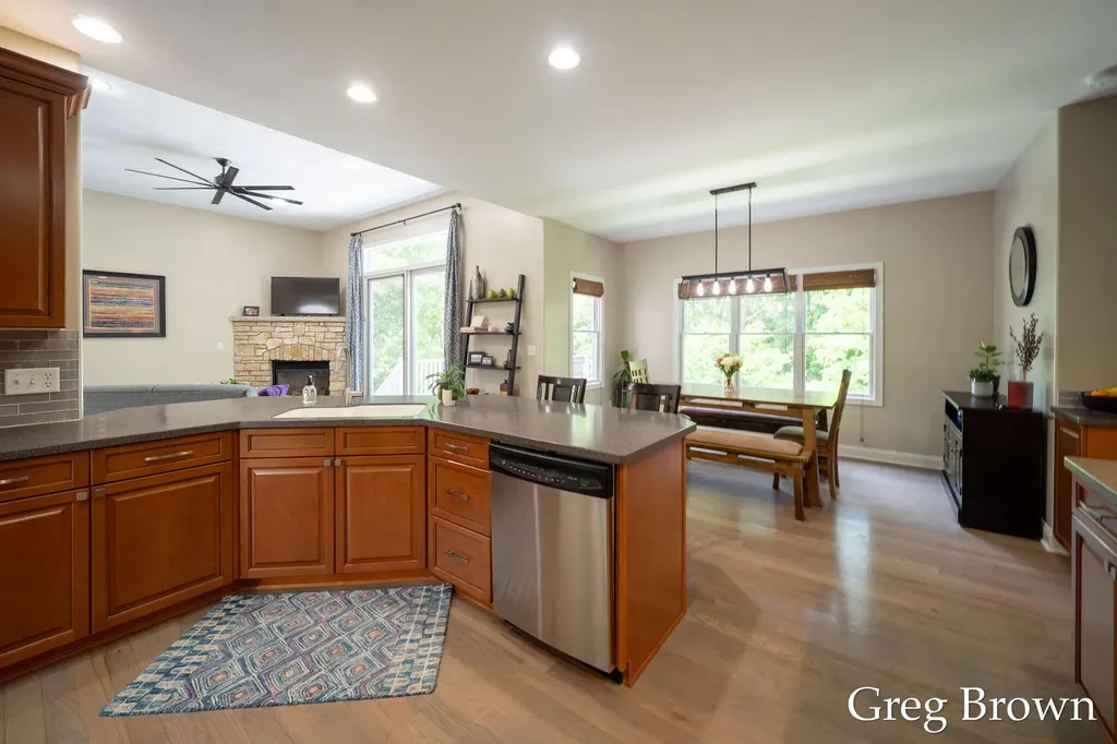 1995 Knollpoint Drive NE Ada Township MI 49301