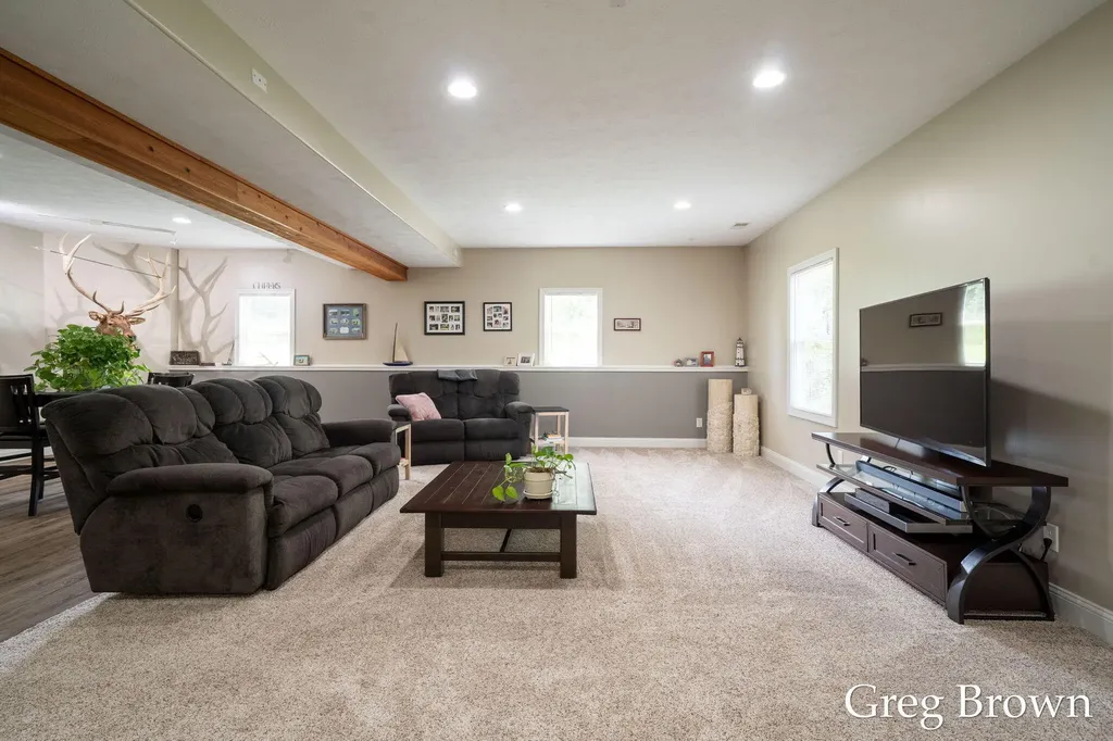 1995 Knollpoint Drive NE Ada Township MI 49301