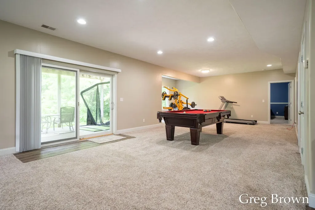 1995 Knollpoint Drive NE Ada Township MI 49301