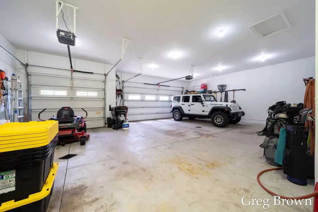 1995 Knollpoint Drive NE Ada Township MI 49301