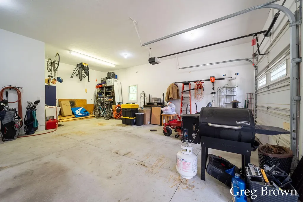 1995 Knollpoint Drive NE Ada Township MI 49301