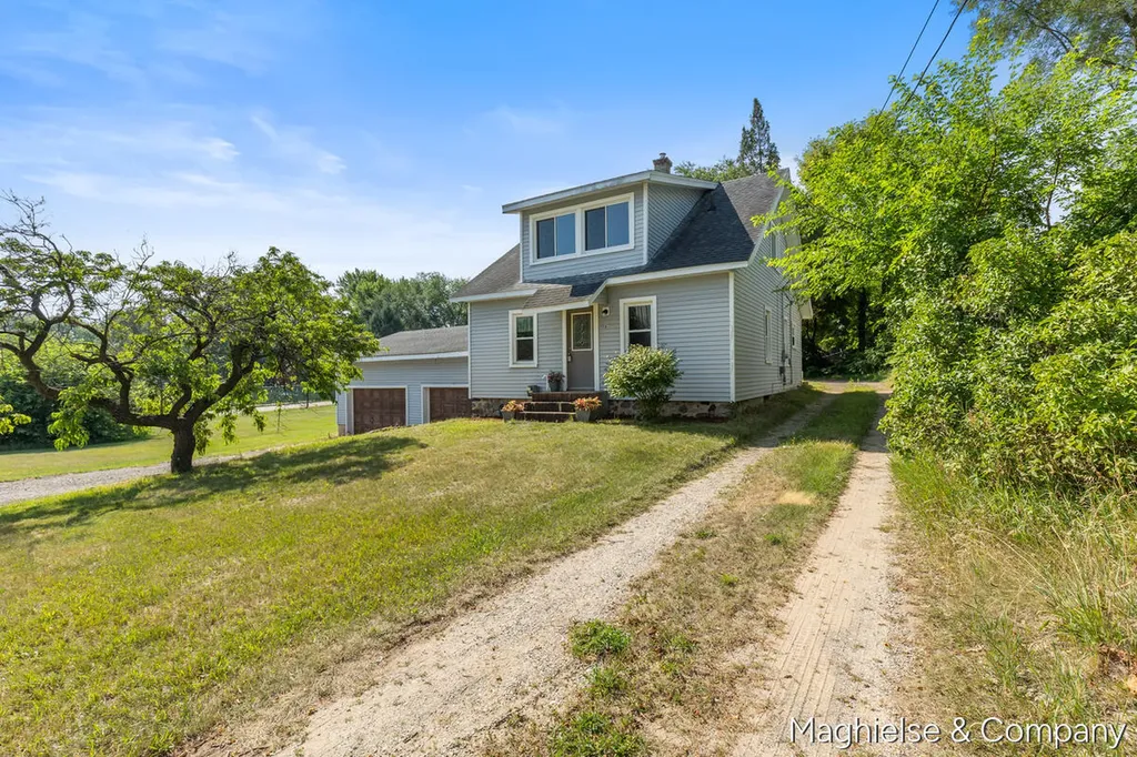 116 Washington Street Thornapple Township MI 49333
