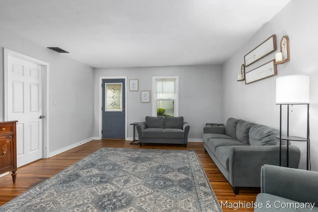 116 Washington Street Thornapple Township MI 49333