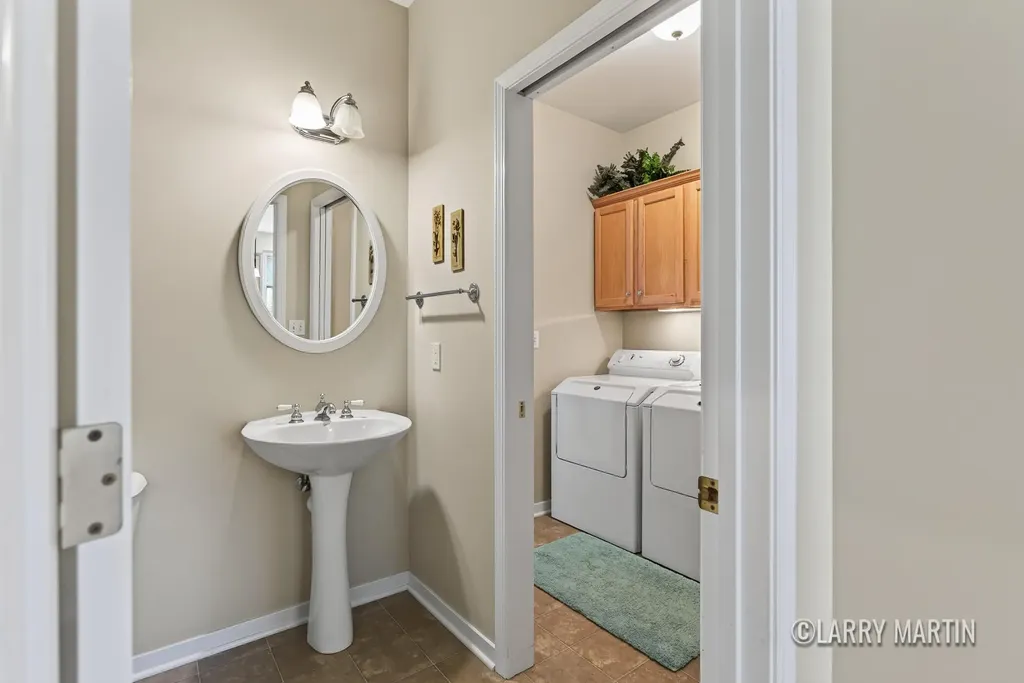 6010 Heritage Meadow Drive Laketown Township MI 49423