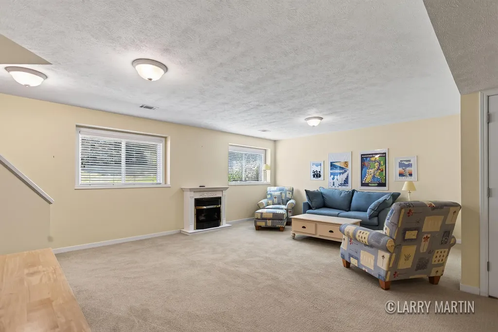 6010 Heritage Meadow Drive Laketown Township MI 49423