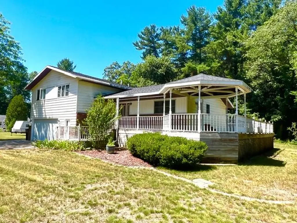 451 S Dangl Road Muskegon Charter Township MI 49442