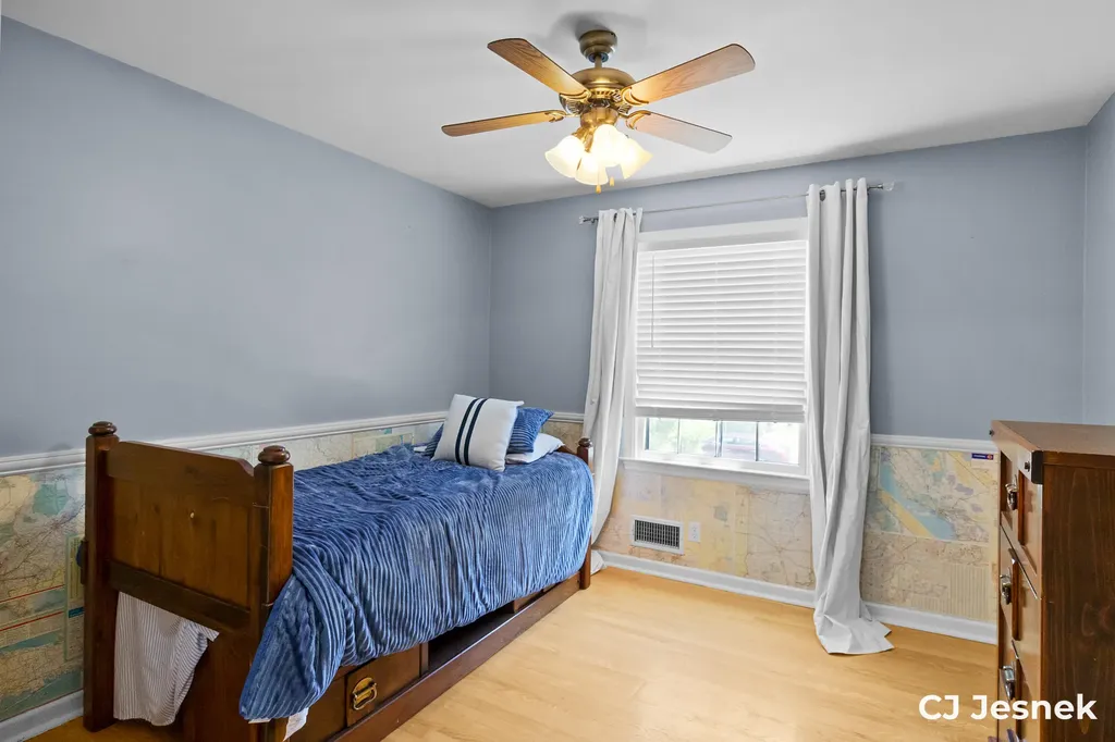 1929 Lotus Avenue SE Grand Rapids City MI 49506