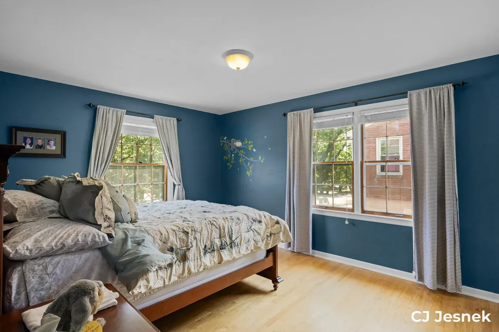 1929 Lotus Avenue SE Grand Rapids City MI 49506