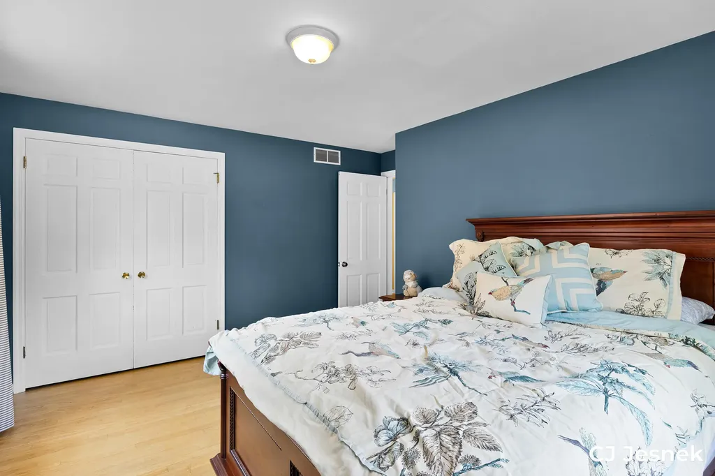 1929 Lotus Avenue SE Grand Rapids City MI 49506