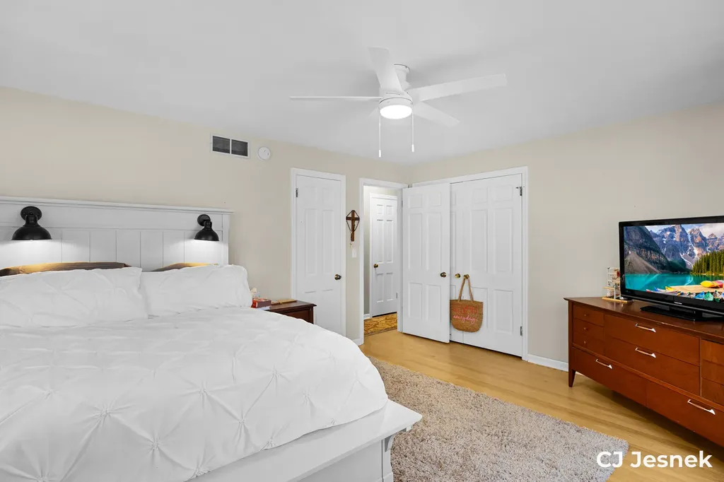 1929 Lotus Avenue SE Grand Rapids City MI 49506