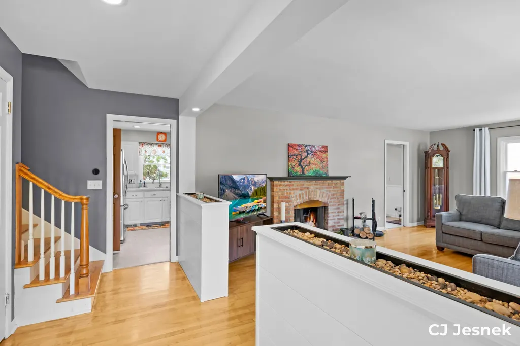 1929 Lotus Avenue SE Grand Rapids City MI 49506