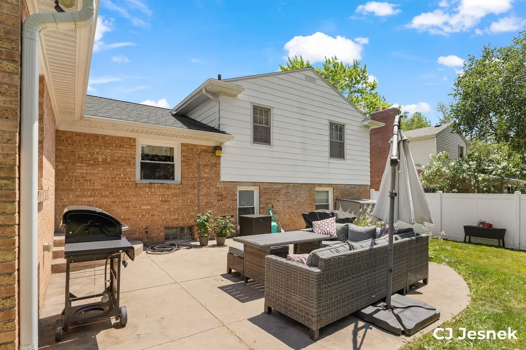1929 Lotus Avenue SE Grand Rapids City MI 49506