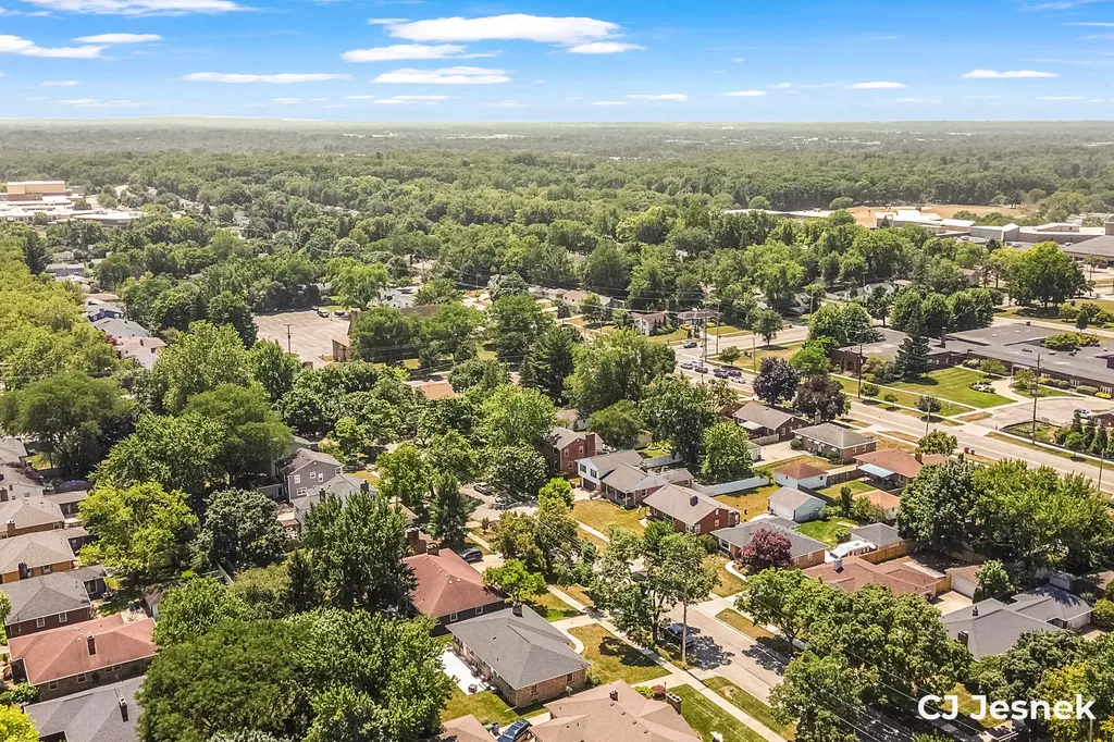1929 Lotus Avenue SE Grand Rapids City MI 49506