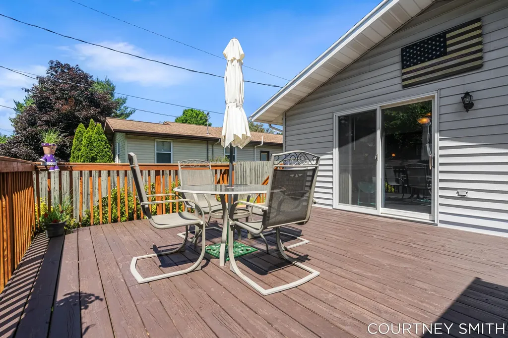 672 Birchwood Court SE Lowell City MI 49331
