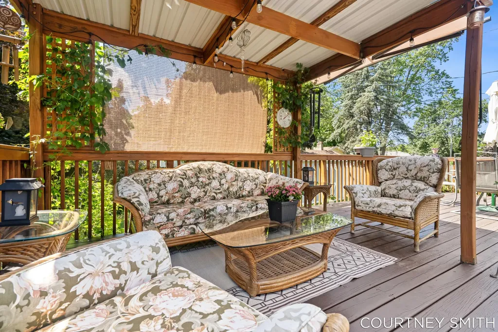 672 Birchwood Court SE Lowell City MI 49331